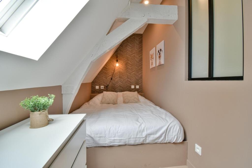 Residence Jean Hardy - Hyper Centre, Parking Gratuit, Wifi, Clim, Gare Valenciennes Ngoại thất bức ảnh
