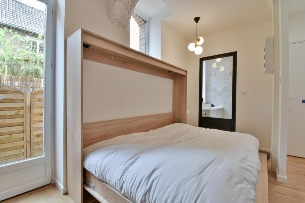 Residence Jean Hardy - Hyper Centre, Parking Gratuit, Wifi, Clim, Gare Valenciennes Ngoại thất bức ảnh
